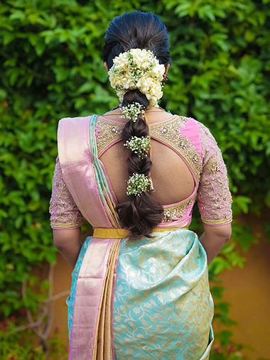 hairstyle with saree